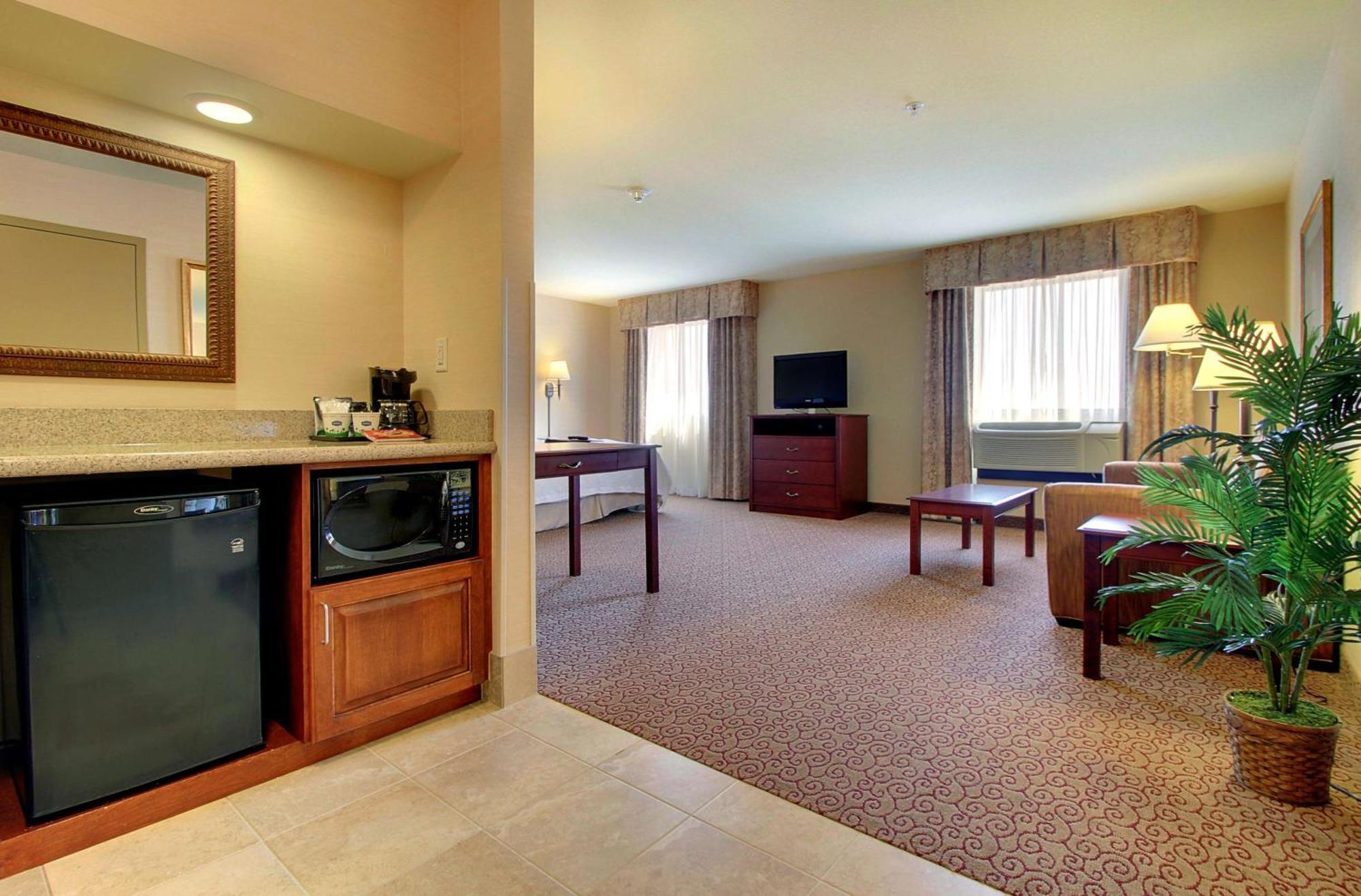 Hampton Inn & Suites West Bend Esterno foto