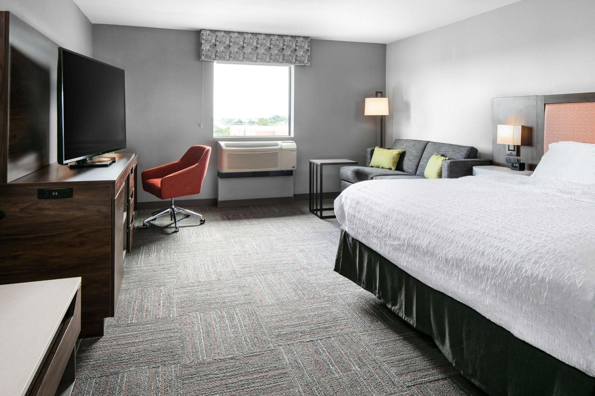 Hampton Inn & Suites West Bend Esterno foto